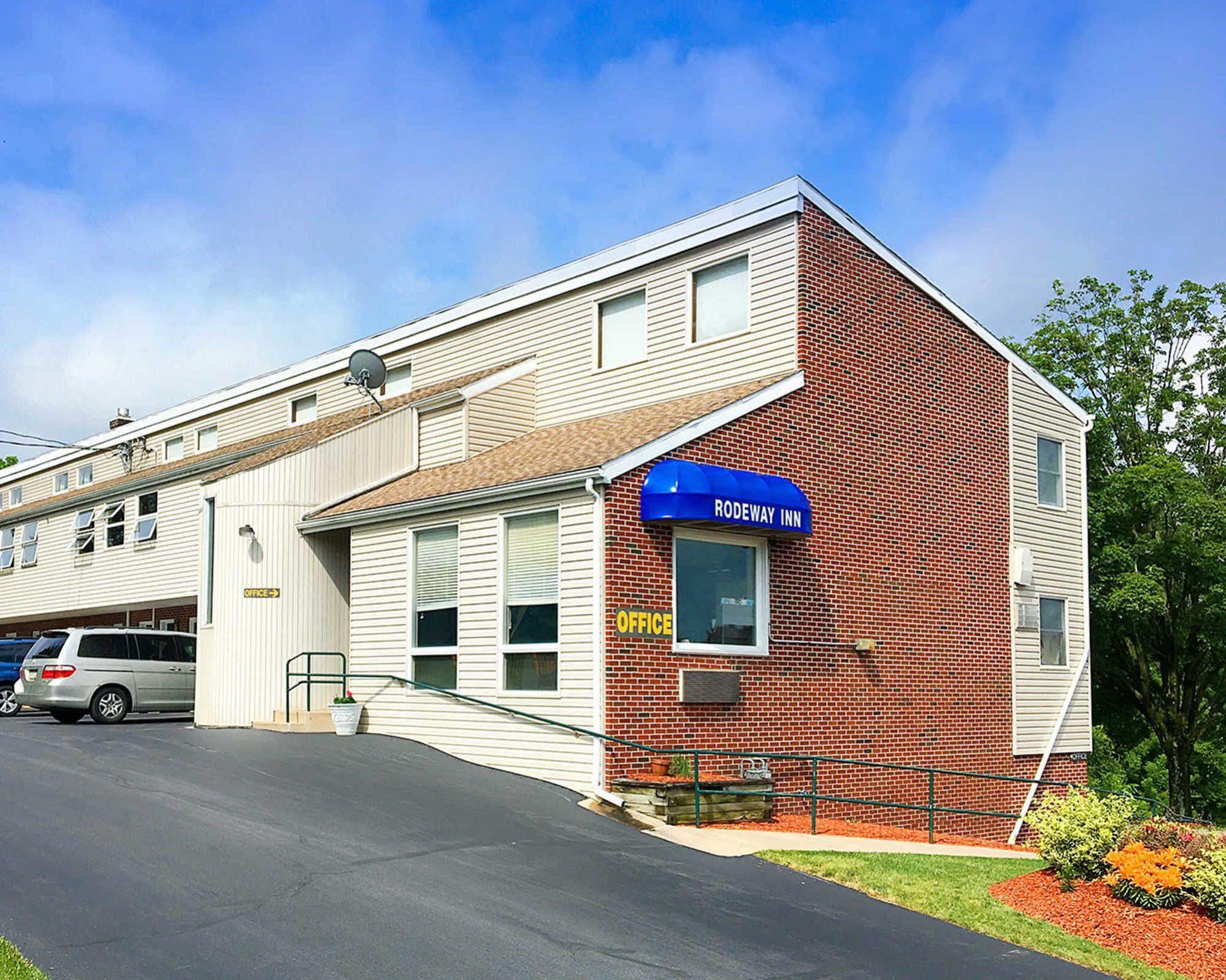 Rodeway Inn State College - Near University Exterior foto